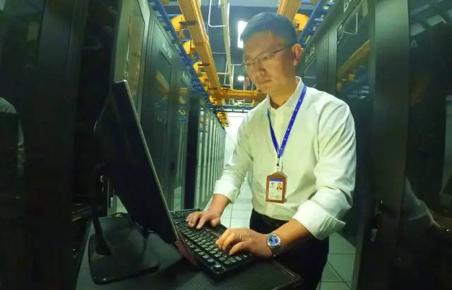 通信網(wǎng)絡(luò)運(yùn)維的標(biāo)兵 二十年如一日的堅(jiān)守與奉獻(xiàn)